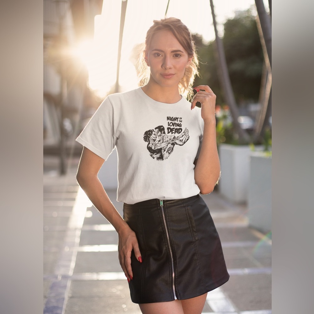 Zombie Lovers Night Of The Loving Dead Halloween Women’s White Tee NWT
